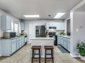 201 Sil Cove in Leander, TX - Building Photo - Building Photo