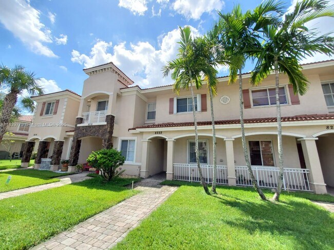 8222 SW 27th St in Miramar, FL - Building Photo - Building Photo