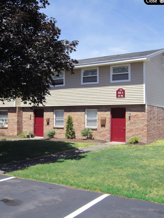 Country Townhomes in Cortland, NY - Building Photo - Building Photo