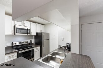 10263 Whispering Forest Dr, Unit 611 in Jacksonville, FL - Building Photo - Building Photo