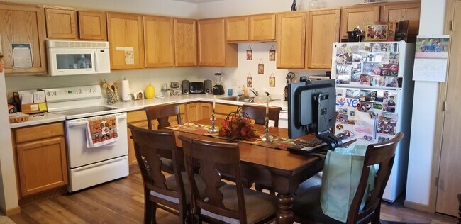 226 W South St, Unit 1