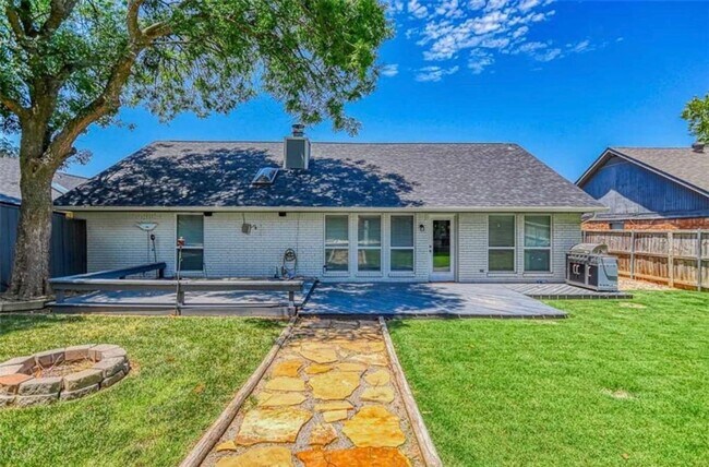 1605 Davinbrook Dr in Norman, OK - Building Photo - Building Photo