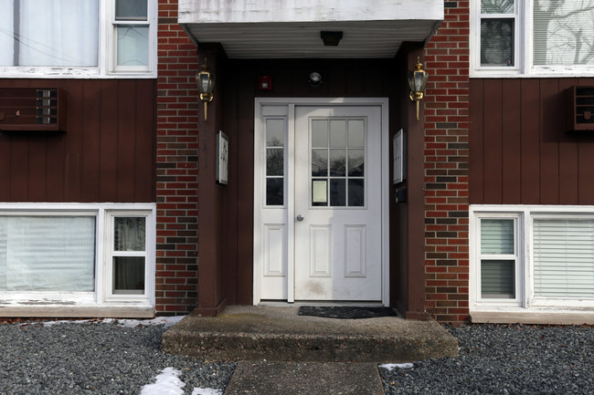 341 Mendon Ave in Pawtucket, RI - Building Photo - Building Photo