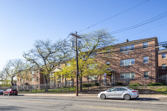 High Park Gardens Cooperative in Newark, NJ - Building Photo - Building Photo