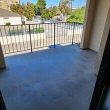 Gresham Apartments in Northridge, CA - Building Photo - Building Photo