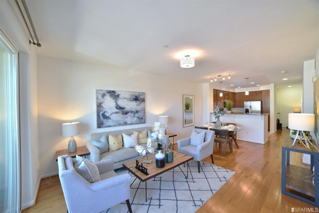 1388 Broadway in Millbrae, CA - Building Photo