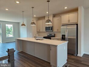9409 Barnes Lp in Manassas, VA - Building Photo - Building Photo