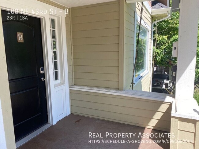 108 NE 43rd St in Seattle, WA - Building Photo - Building Photo