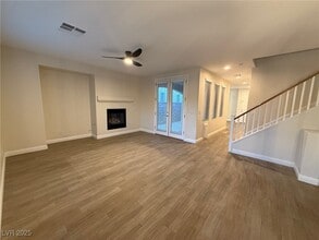 11921 Luna Del Mar Ln in Las Vegas, NV - Building Photo - Building Photo