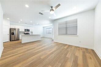 1804 Bonham Ln in Round Rock, TX - Building Photo - Building Photo