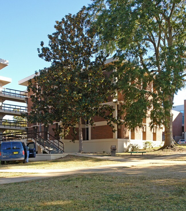 Paddyfote Complex in Tallahassee, FL - Foto de edificio - Building Photo