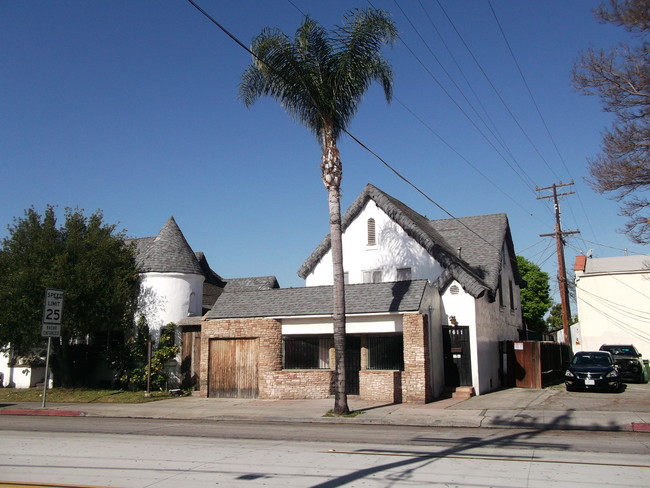 7611 Seville Ave in Huntington Park, CA - Building Photo - Building Photo