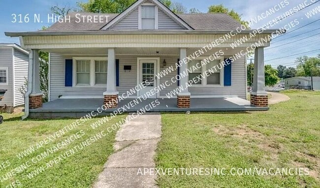 316 N High St