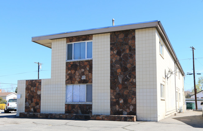 575 D St in Sparks, NV - Building Photo - Building Photo