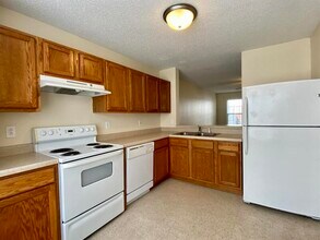 299 Raleigh Dr in Clarksville, TN - Building Photo - Building Photo