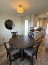 6338 Caminito Marcial in San Diego, CA - Foto de edificio - Building Photo