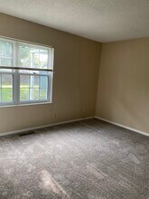 3219 Hanover Dr in Lafayette, IN - Foto de edificio - Building Photo