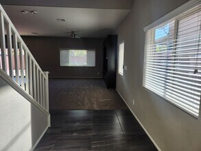 9683 Avignon Ct in Las Vegas, NV - Building Photo - Building Photo