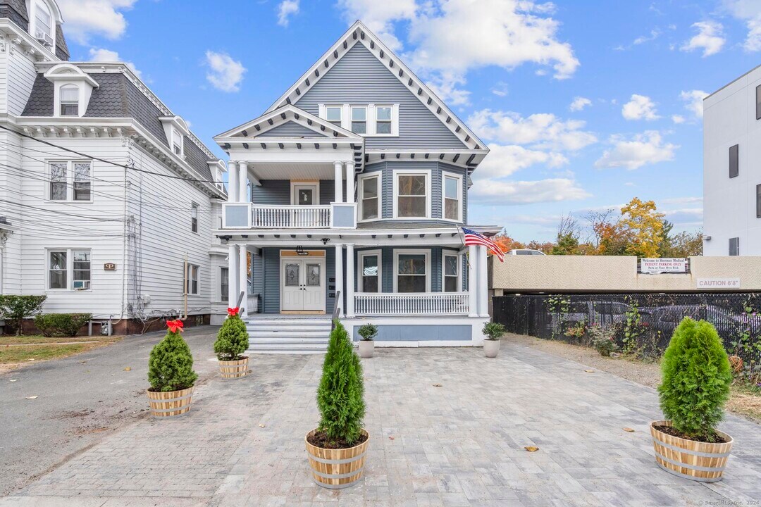 126 Sherman Ave-Unit -2 in New Haven, CT - Building Photo