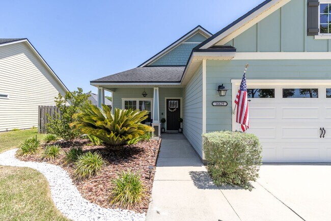 16629 NW 192nd Terrace in High Springs, FL - Foto de edificio - Building Photo