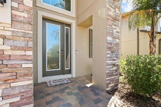 3010 Adams Cross Dr in Zephyrhills, FL - Foto de edificio - Building Photo