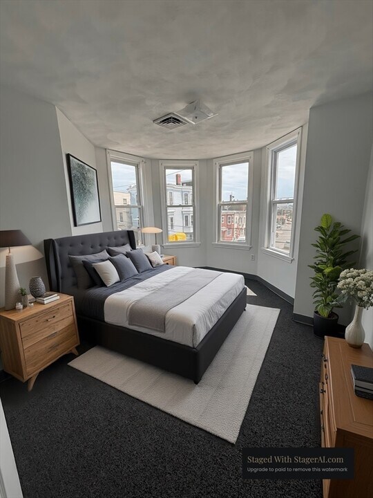 400 Saratoga St in Boston, MA - Building Photo