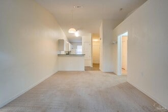 8115 Heirloom Dr in Pensacola, FL - Foto de edificio - Building Photo