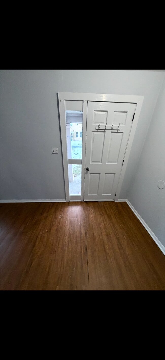 313 Cherry St, Unit 16