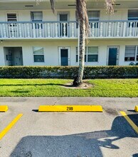 218 Kent M in West Palm Beach, FL - Building Photo - Building Photo