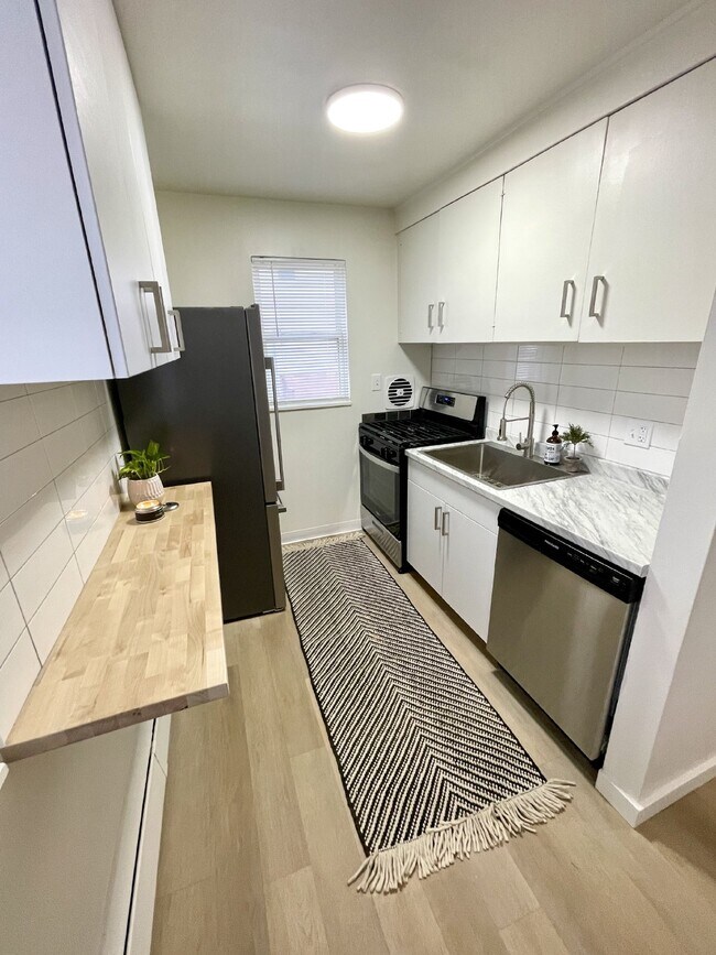 2809 Ronan St in Midland, MI - Building Photo - Building Photo
