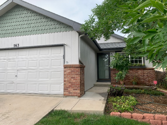 563 Sundisk Dr in Loveland, CO - Building Photo - Building Photo