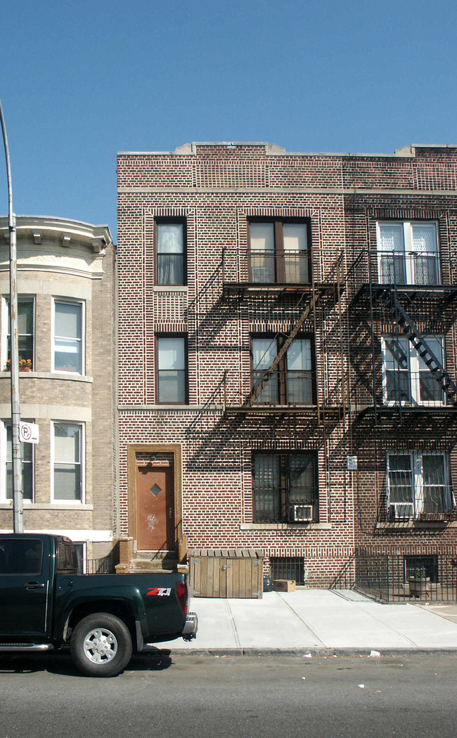 1643 8th Ave in Brooklyn, NY - Building Photo - Building Photo