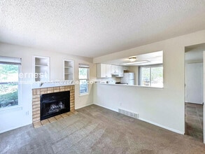 1985 Mineola Ct in Colorado Springs, CO - Building Photo - Building Photo