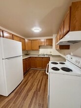 Cottonwood Apartments in Longmont, CO - Building Photo - Building Photo