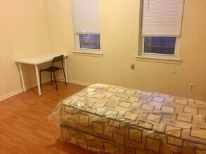 524 N Natrona St in Philadelphia, PA - Building Photo - Building Photo