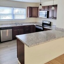 2407 Carrelton Dr in Champaign, IL - Building Photo - Building Photo