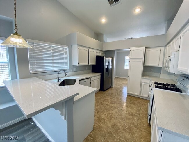 property at 7846 Fandango Ct