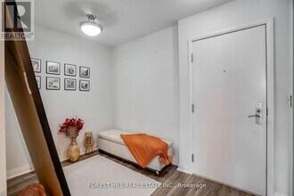 220-1220 Victoria St in Toronto, ON - Building Photo - Building Photo