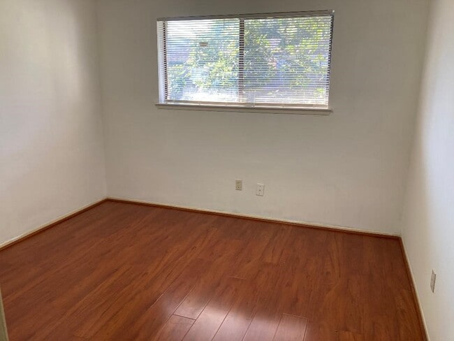 property at 2906 Green Fields Dr