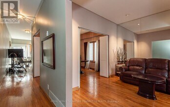 19 Mitchell Ave in Toronto, ON - Building Photo - Building Photo