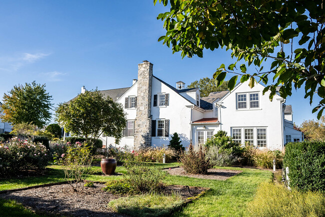 Farm House in Lancaster, PA - Building Photo - Building Photo