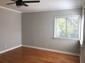 1304 S Irena Ave, Unit GuestCottage in Redondo Beach, CA - Foto de edificio - Building Photo