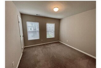 219 Turner Ln in Woodstock, GA - Building Photo - Building Photo