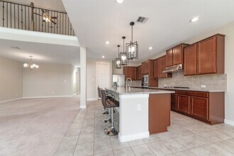 1984 Highland Meadows Dr in Houston, TX - Building Photo - Building Photo