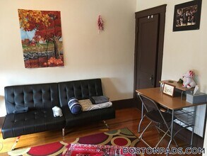 155 Summer St in Somerville, MA - Foto de edificio - Building Photo