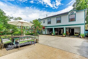 2023 South Blvd in Houston, TX - Building Photo