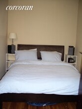 242 W 72nd St-Unit -: 1F in New York, NY - Foto de edificio - Building Photo