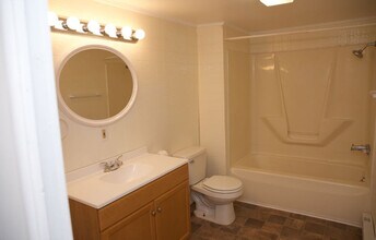 44 Standish St in Plattsburgh, NY - Building Photo - Building Photo