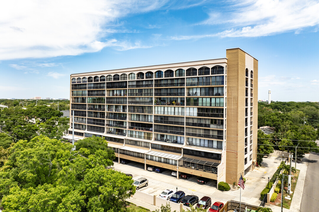 Parkland Condominiums in Tampa, FL - Building Photo