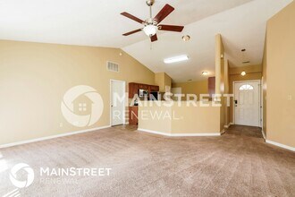 9109 Tansel Park Ct in Indianapolis, IN - Foto de edificio - Building Photo